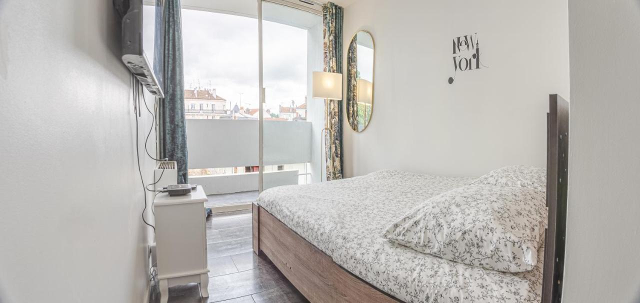 2 Pieces Confortable Proche Paris Villemomble Exterior photo